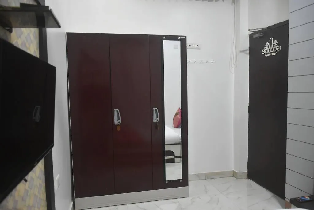 Apartment Raahi - Luxury Stay Near Kashi Vishwanath Varanasi India