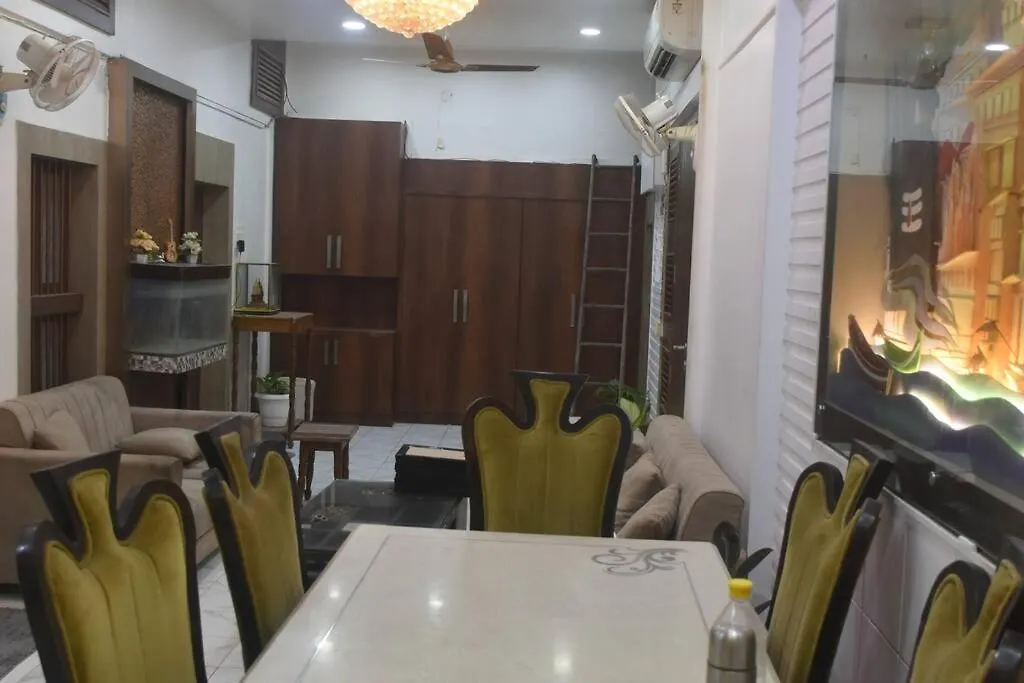 Apartment Raahi - Luxury Stay Near Kashi Vishwanath Varanasi